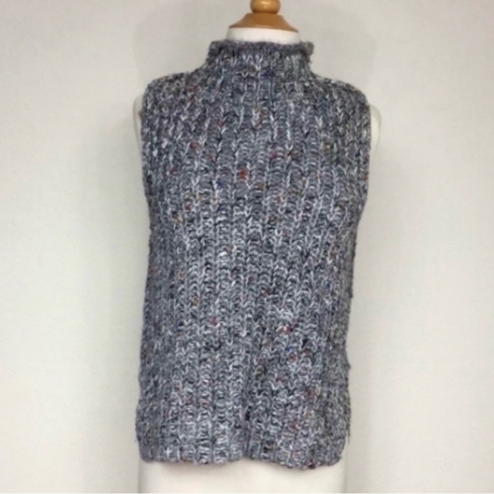NWT New Anthropologie Moth Womens Gray Wool Turtleneck Sleeveless Sweater Size S